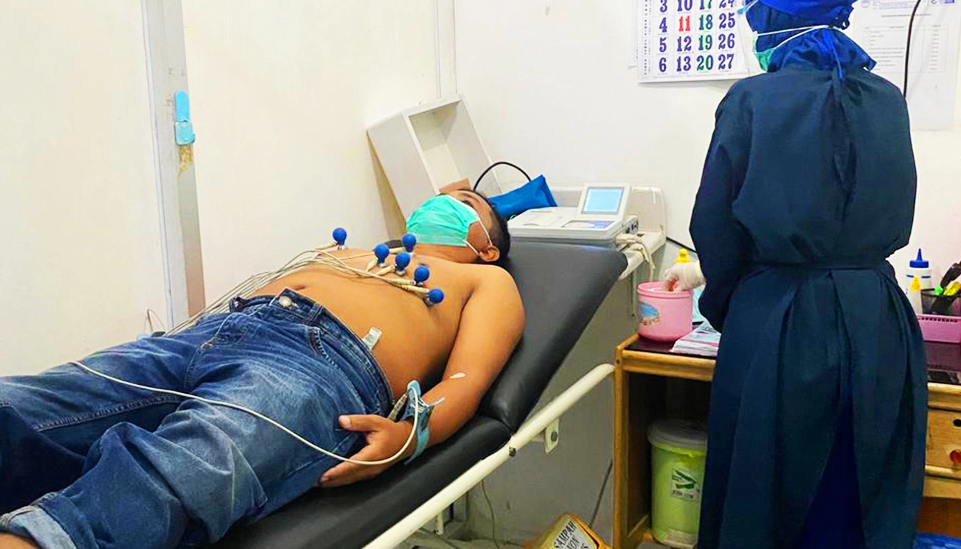 pemeriksaan ekg klinik nur asih